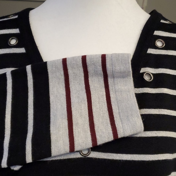 NWOT Striped Sweater with Contrast Cuff - Picture 3 of 7